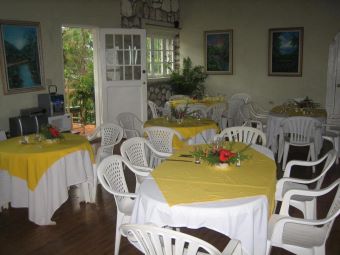 dinning area at ranch le montcel kenscoff haiti
